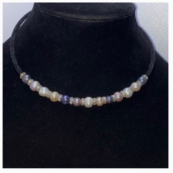 Glamorous Genuine Fresh Water Pearl Choker - Picture 1 of 4
